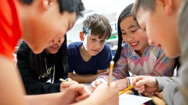 Var femte lågstadieelev upplever skolan som stressig